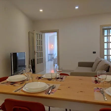 O'tuocc A Chiaia Apartment *